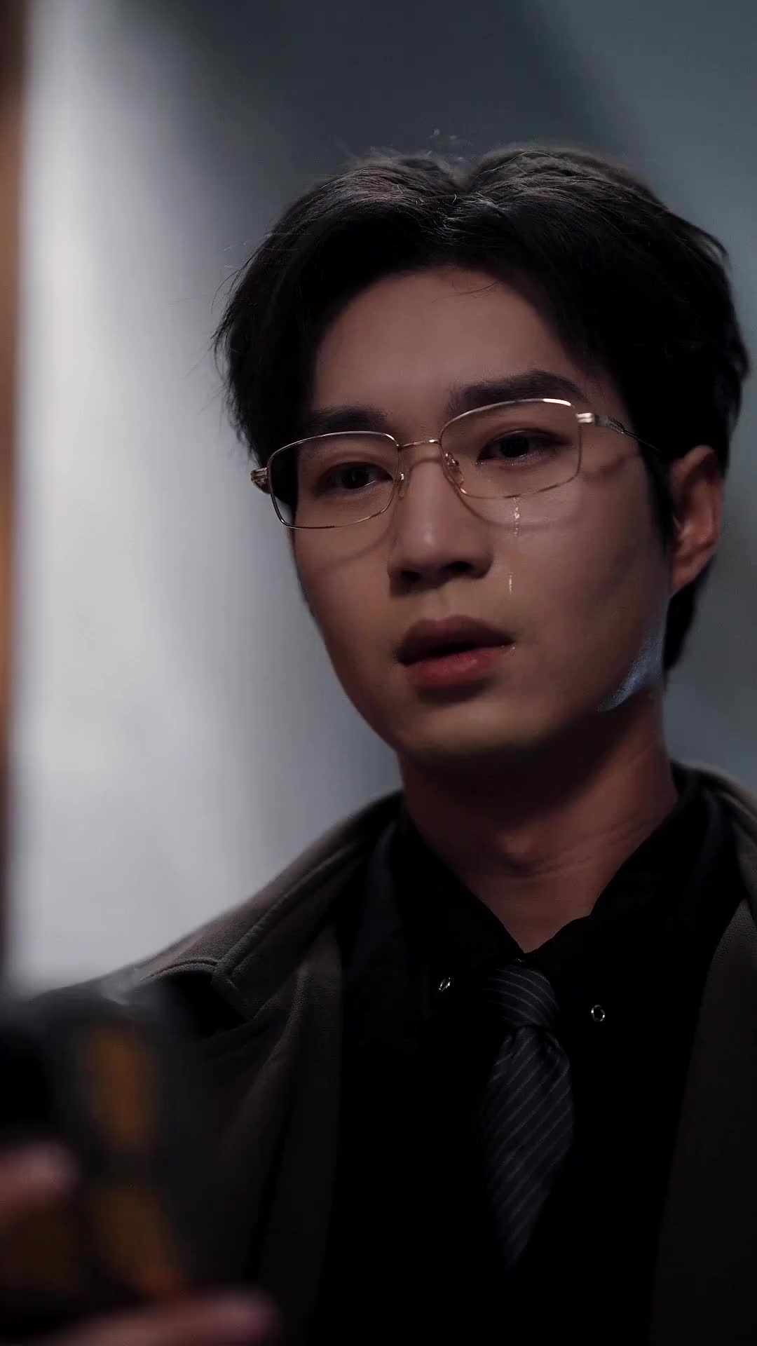 Episode 2 - The Elegant Farewell